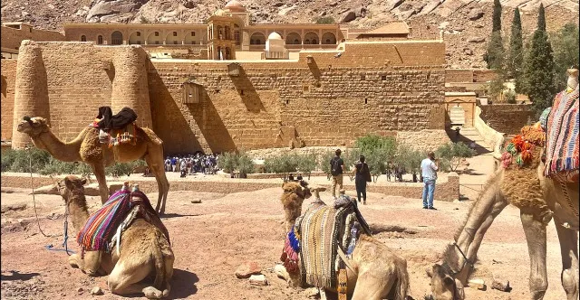 دير سانت كاترين بين 