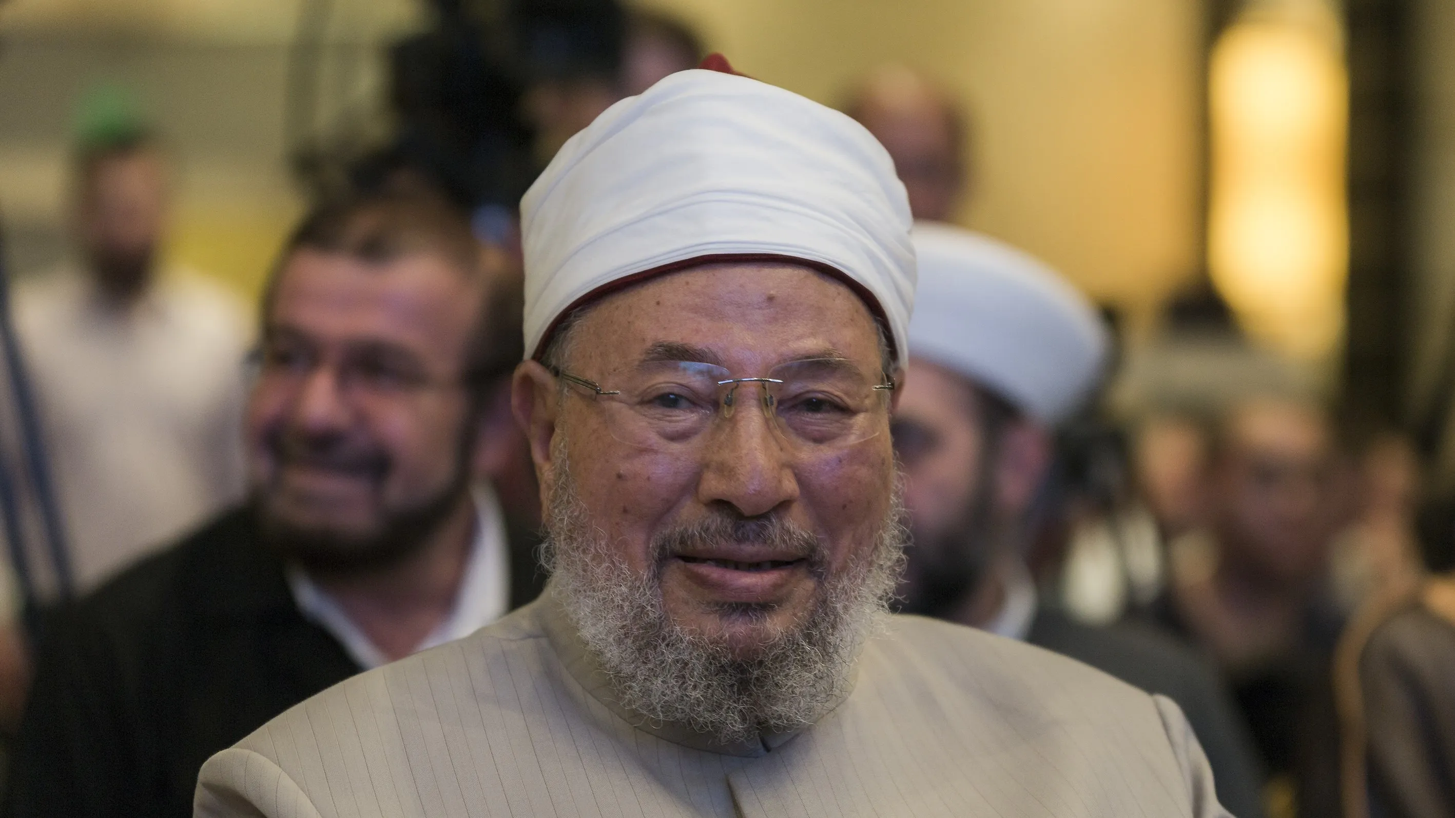 مد إدراج 276 شخص بينهم القرضاوي على قوائم الإرهاب