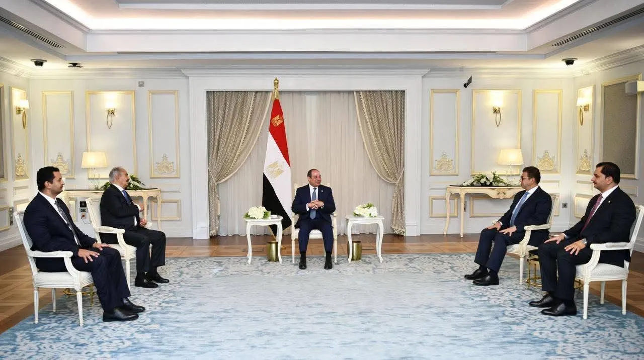 السيسي يستقبل القائد العام للجيش الوطني الليبي و رئيس مجلس السيادة السوداني