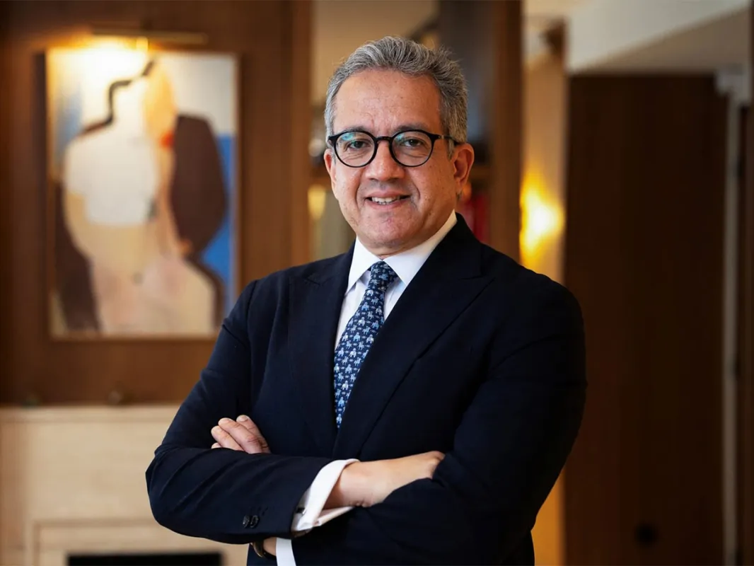 الخارجية تستقبل خالد العناني في أول زيارة له بعد انتخابه مدير عام لـ