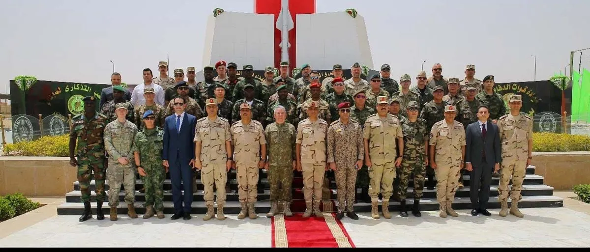 القوات المسلحة تنظم زيارة للملحقين العسكريين العرب والأجانب إلى عدد من المنشآت العسكرية
