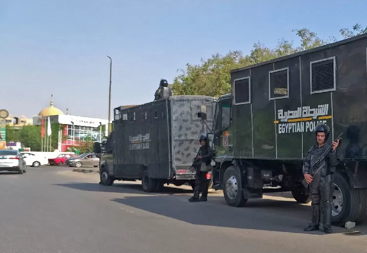 ميدل إيست مونيتور: معاناة المعتقلين السياسيين خلف القضبان في رمضان