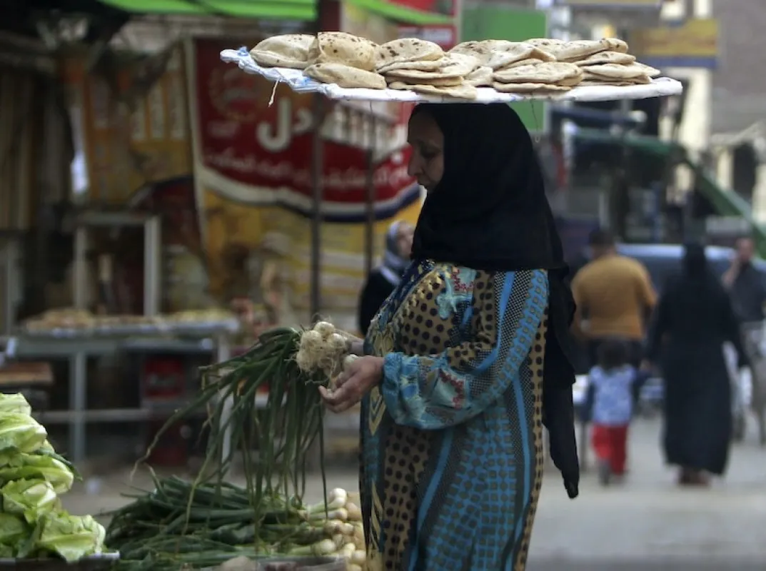 ستراتفور: مصر توازن بين ضرورة التقشف والحاجة للاستقرار السياسي والاجتماعي