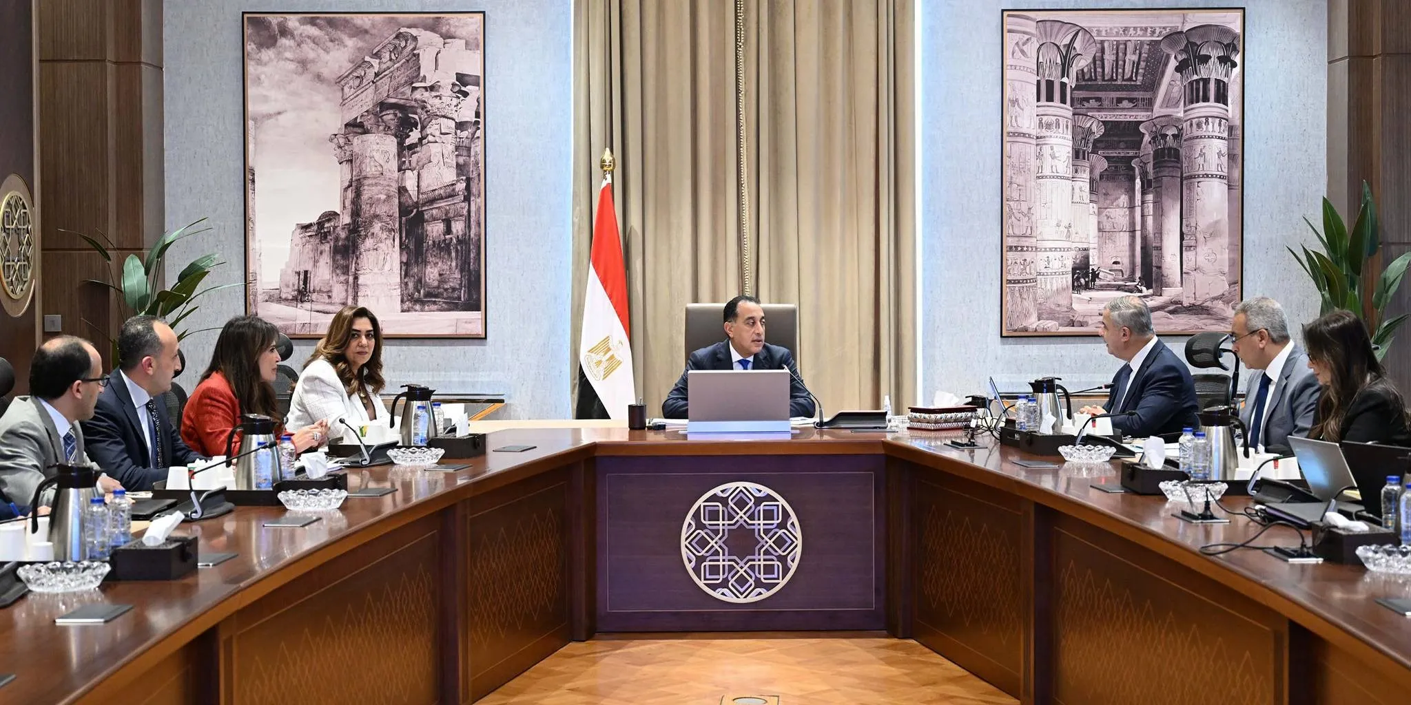 مدبولي يتابع الموقف التنفيذي للمشروعات التنموية والاستثمارية في محافظة الإسكندرية