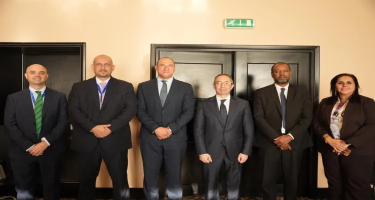 لقاء مساعد وزير الخارجية مع فدا من المنظمة الدولية للهجرة