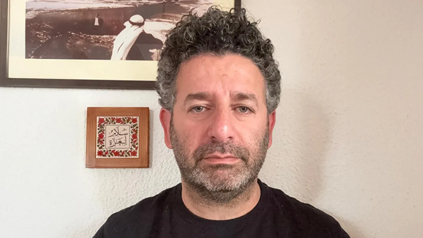 السلطات المصرية تُطلق سراح الناشط الإسباني الفلسطيني سيف أبو كشك