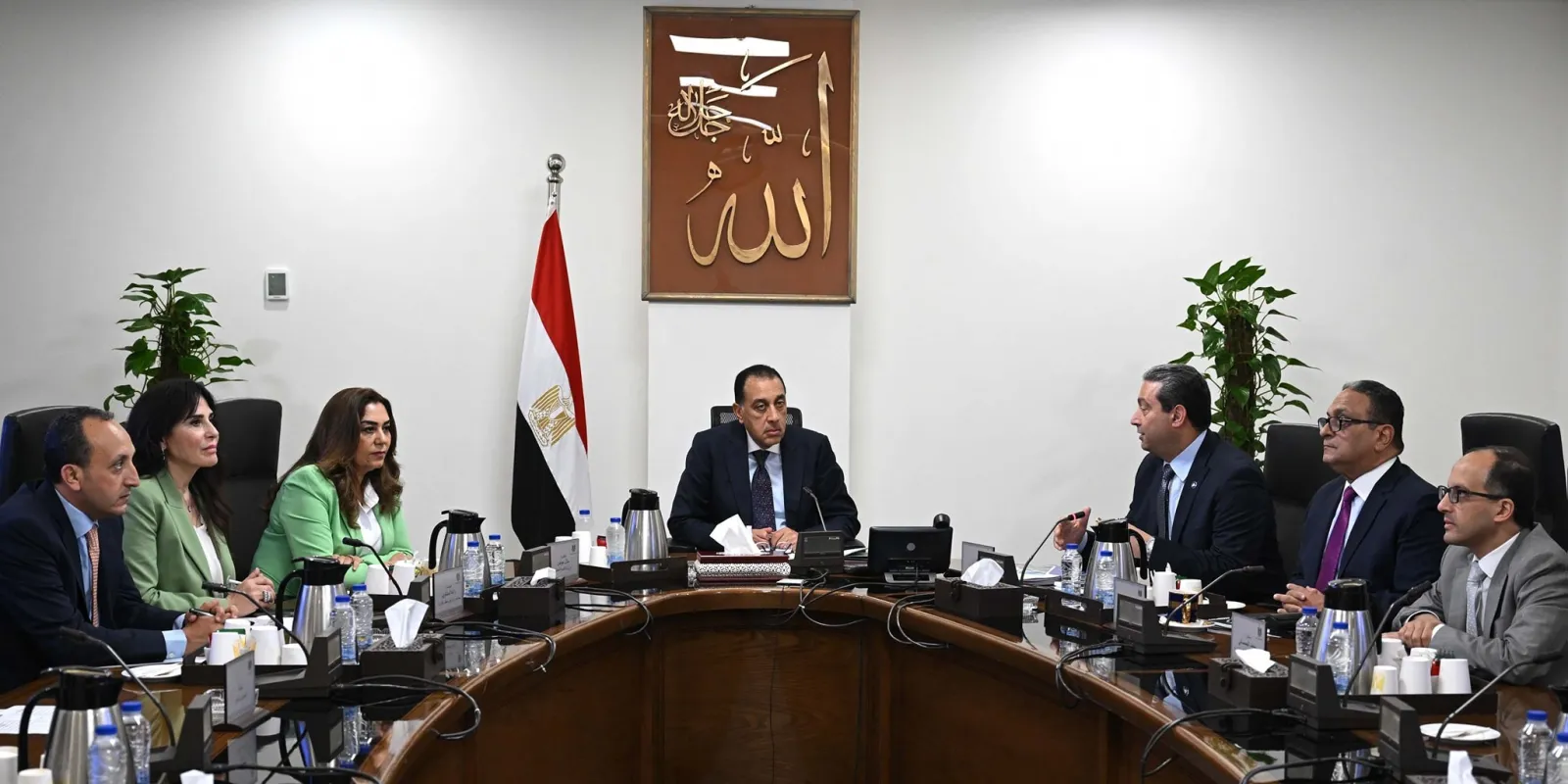 رئيس الوزراء يتابع موقف تنفيذ المشروعات والفرص الاستثمارية بمحافظة دمياط