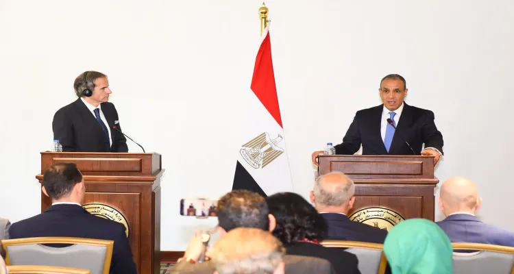 وزير الخارجية يلتقي بالمدير العام للوكالة الدولية للطاقة الذرية
