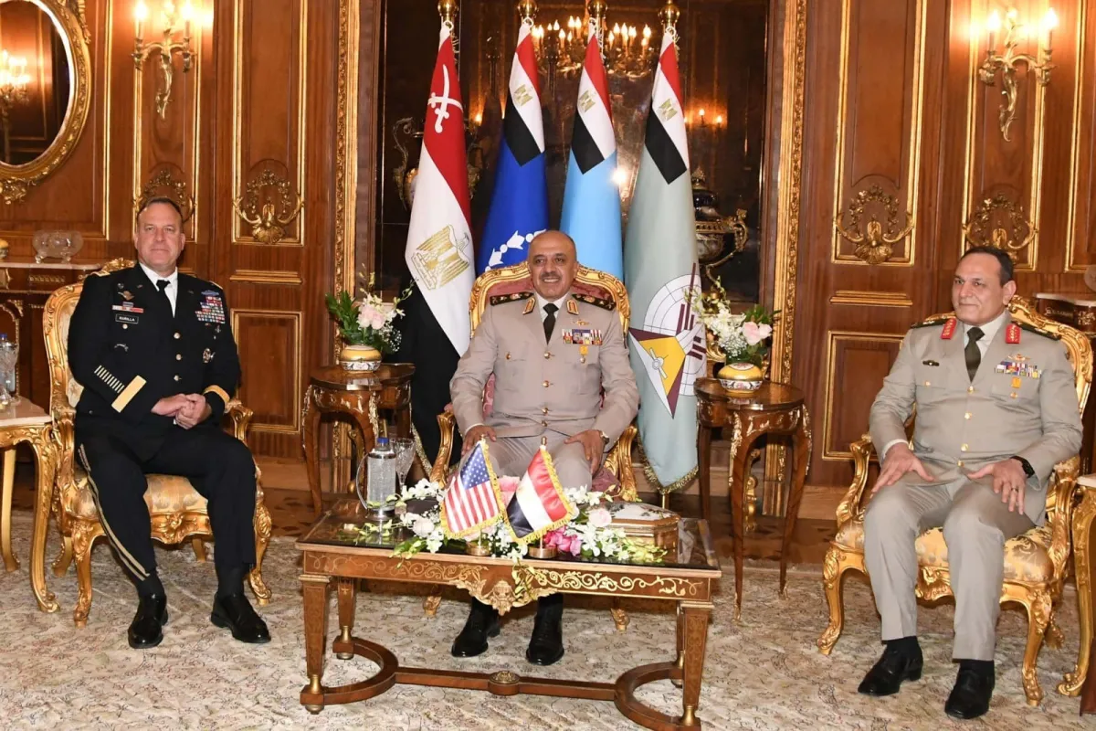 رئيس أركان حرب القوات المسلحة يلتقي قائد القيادة المركزية الأمريكية
