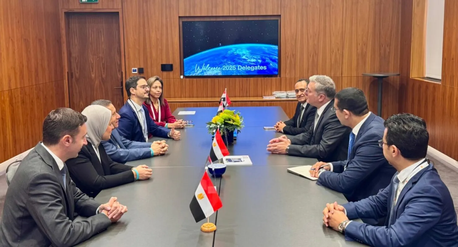 اجتماع وزير البترول مع رؤساء الشركات العالمية في لندن