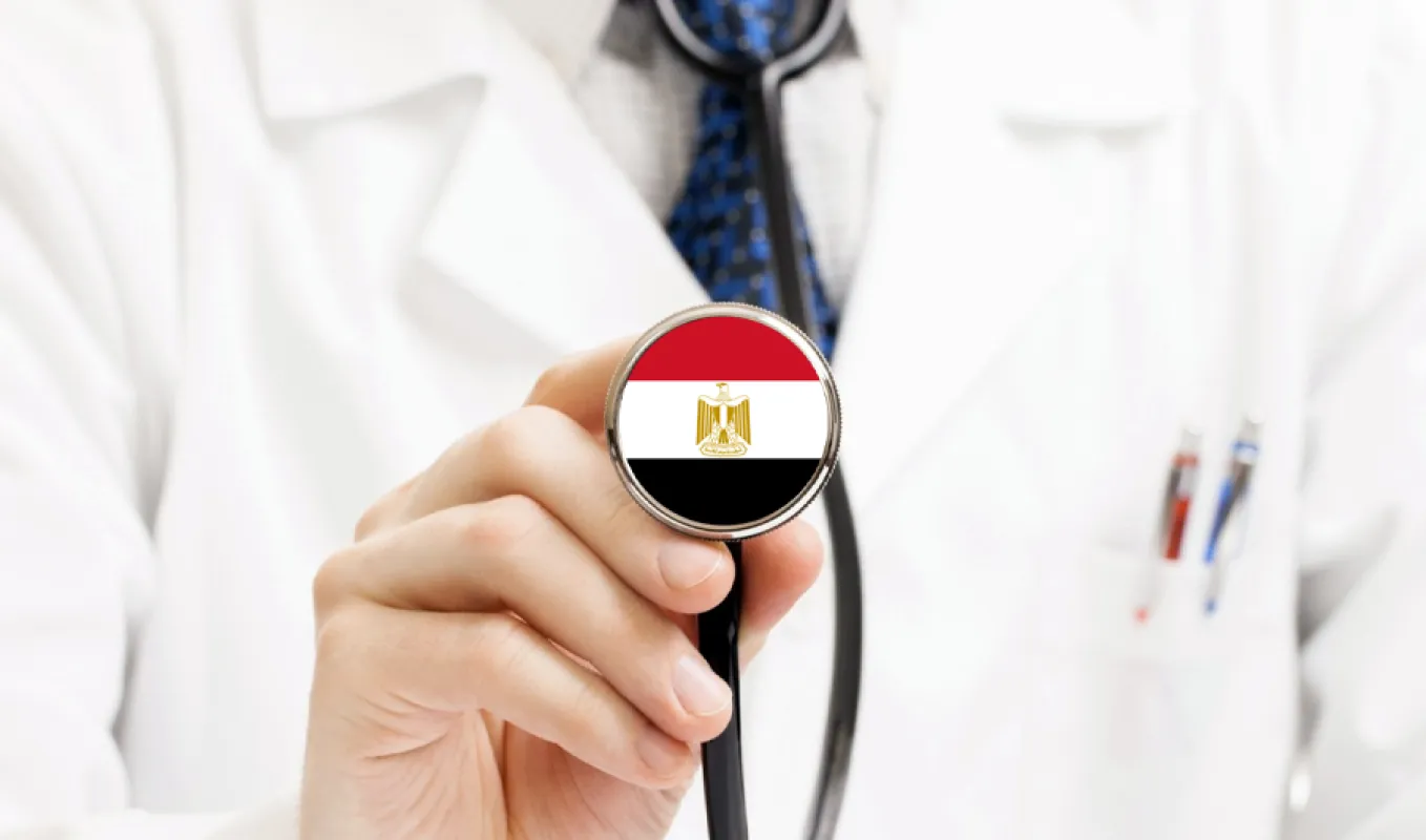 لماذا يغادر الأطباء المصريون بلادهم؟