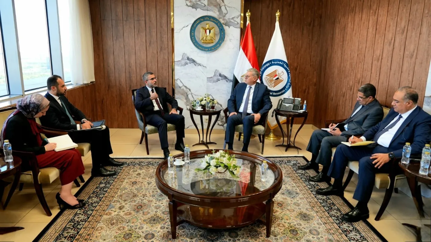 لقاء وزير البترول مع نظيره الإماراتي