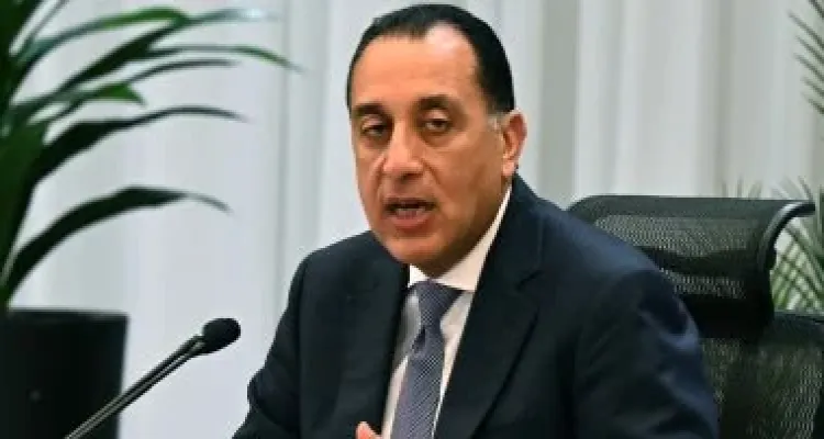 مدبولي يتابع مستجدات العمل فى عدد من ملفات 