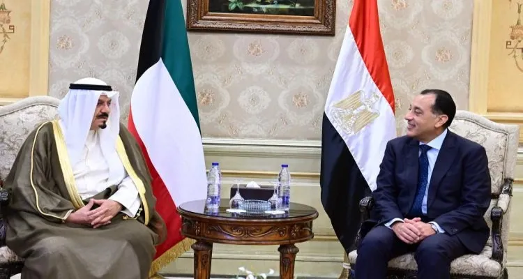 لقاء رئيس الوزراء مع نظيره الكويتي