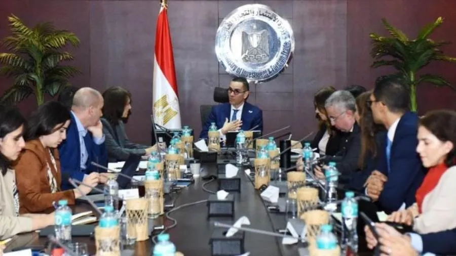 لقاء وزير الاستثمار مع بعثة صندوق النقد الدولي