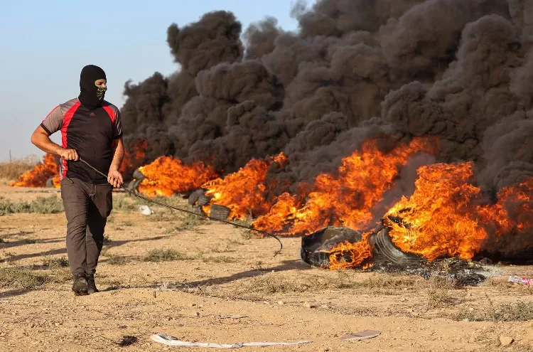 وسطاء يضغطون للدفع باتفاق هدوء في غزة