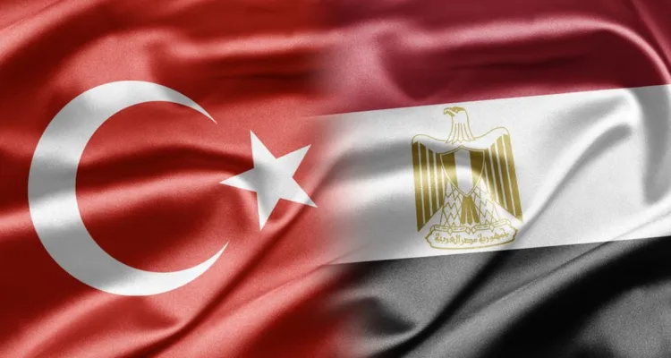 شركتان تركيتان تسعيان للاستحواذ على شركات مصرية في قطاع الغزل والنسيج باستثمارات 30 مليون دولار واهتمام من المستثمرين الأتراك بقطاع الملابس في مصر