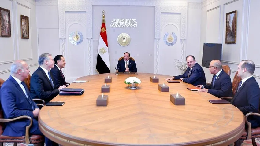 السيسي يستقبل الرئيس التنفيذي لشركة أباتشي العالمية