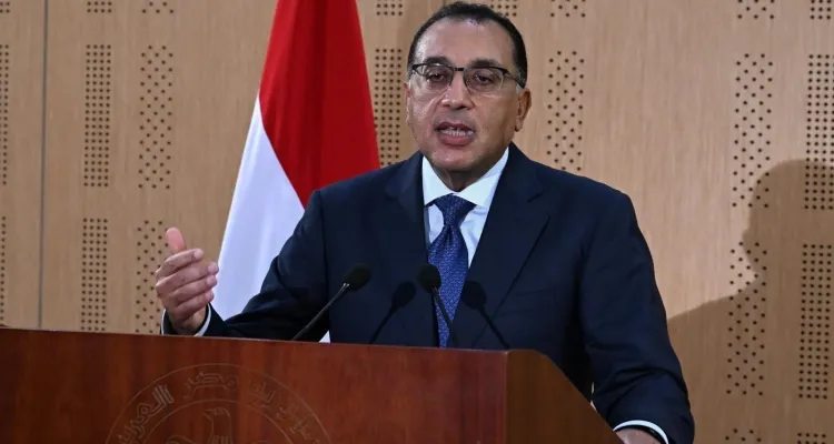 مدبولي يستعرض المخطط الهيكلي والرؤية التنموية لمنطقة 