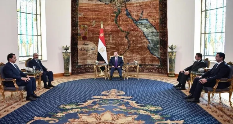 السيسي يلتقي حفت ويؤكد دعم مصر الكامل لوحدة ليبيا