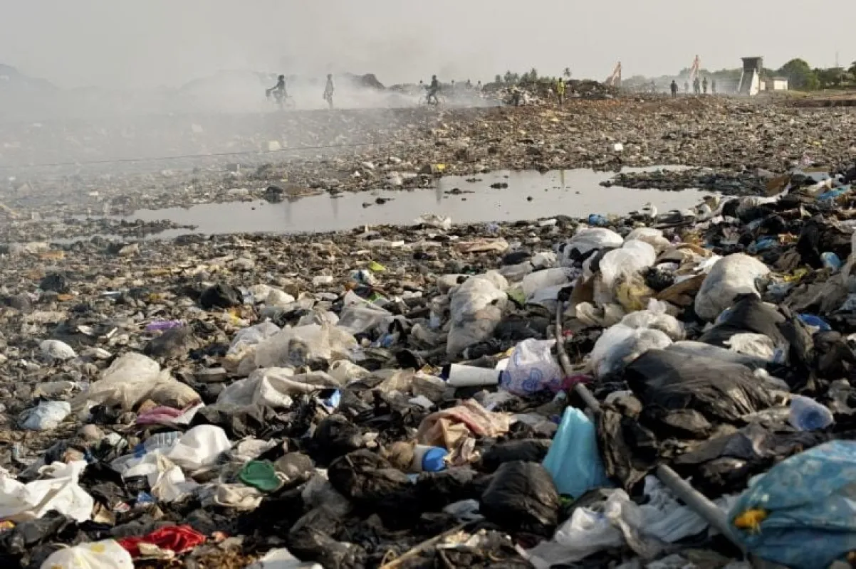 أهالي الحناوى بالزقازيق يستغيثون من انتشار القمامة