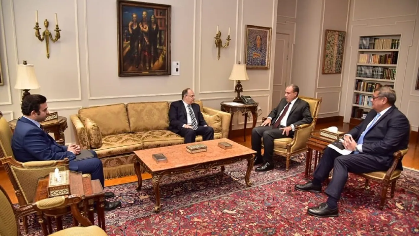 لقاء وزير الخارجية مع رئيس هيئة الدواء المصرية