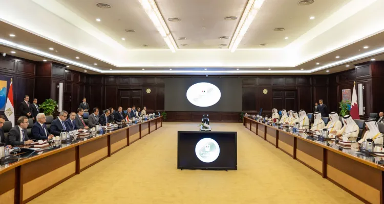انعقاد الدورة السادسة للجنة العليا المشتركة القطرية المصرية بالعلمين