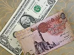 سعر الدولار يتخطى 57 جنيه في السوق السوداء