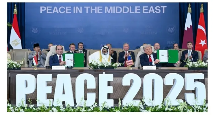 موجز سياسة واشنطن: ترامب يزور إسرائيل ومصر ويوقّع اتفاق غزة