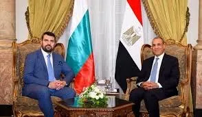 وزير الخارجية يلتقي نظيره البلغاري