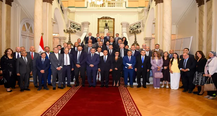 وزير الخارجية يلتقي بالسفراء المنقولين للعمل بالسفارات والبعثات المصرية في الخارج