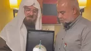 الاتحاد العالمي لعلماء المسلمين يكرّم الزميل وائل الدحدوح