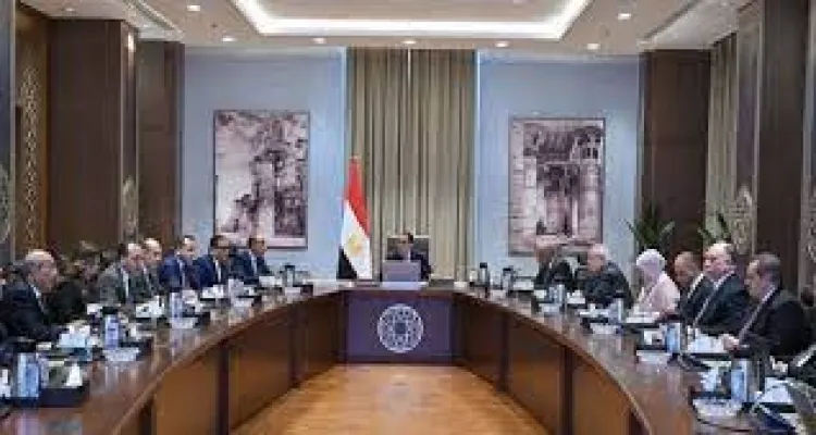 رئيس الوزراء: ضرورة الاستعانة بشركات القطاع الخاص في إدارة وتشغيل المطارات