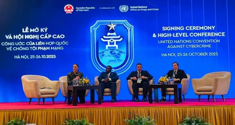 وزير الاتصالات يختتم زيارته لفيتنام بلقاءات موسعة مع كبرى شركات التكنولوجيا