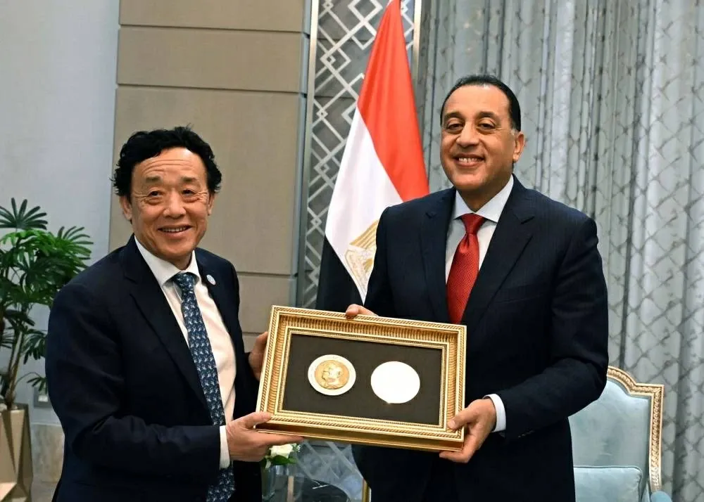 مدبولي يتسلم ميدالية «أجريكولا» نيابة عن السيسي تقديرًا لجهوده في دعم الأمن الغذائي