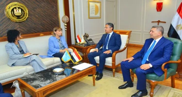 وزير التموين والتجارة الداخلية يلتقي بالمنسقة المقيمة للأمم المتحدة في مصر