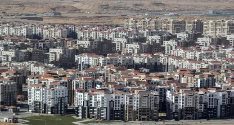 قفزة أسعار العقارات في مصر تدفع شركات التمويل للمطالبة بالقروض المشتركة