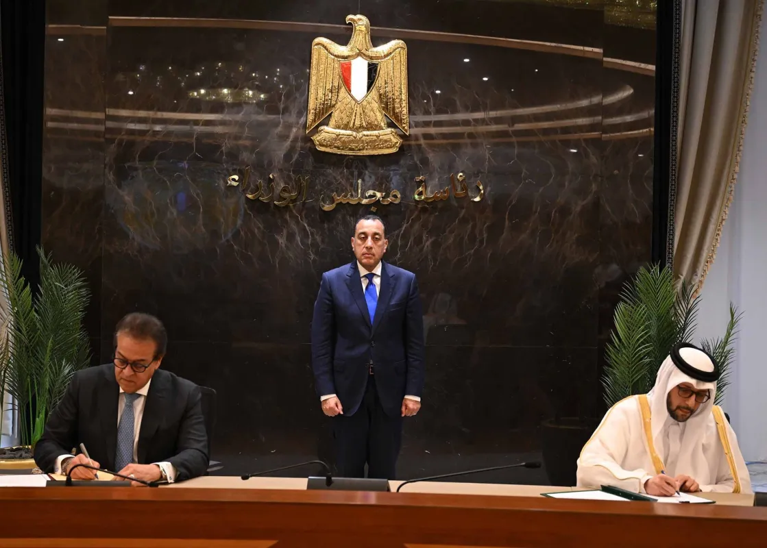 رئيس الوزراء يشهد توقيع مذكرة تفاهم بين مصر وقطر للتعاون في المجال الصحي