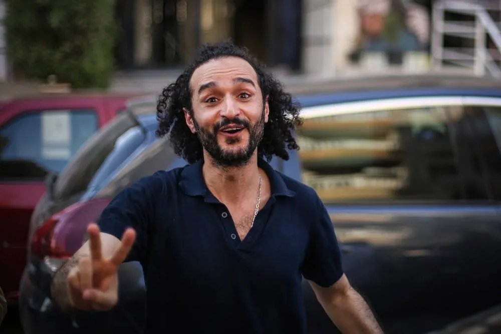 منع أحمد دومة من السفر إلى بيروت ومطالبته بمراجعة النائب العام