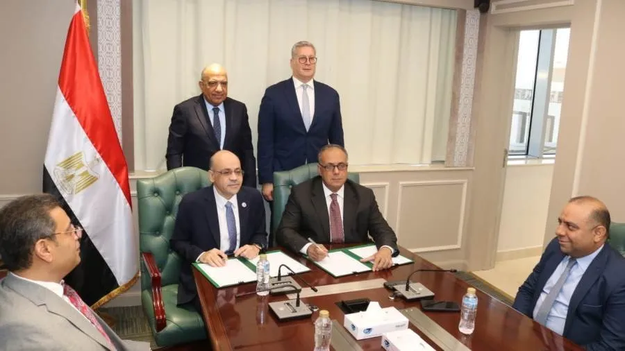 وزيرا الكهرباء والبترول يشهدان توقيع بروتوكول تعاون بين هيئة البترول وهيئة المواد النووية