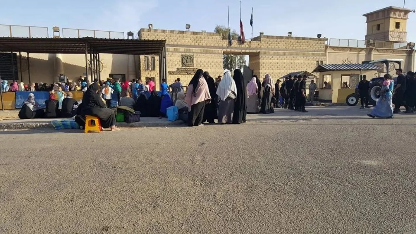 أهالي معتقلي سجن المنيا يتغيثون بسبب انتهاكات جسدية تتعرض لها النساء خلال التفتيش