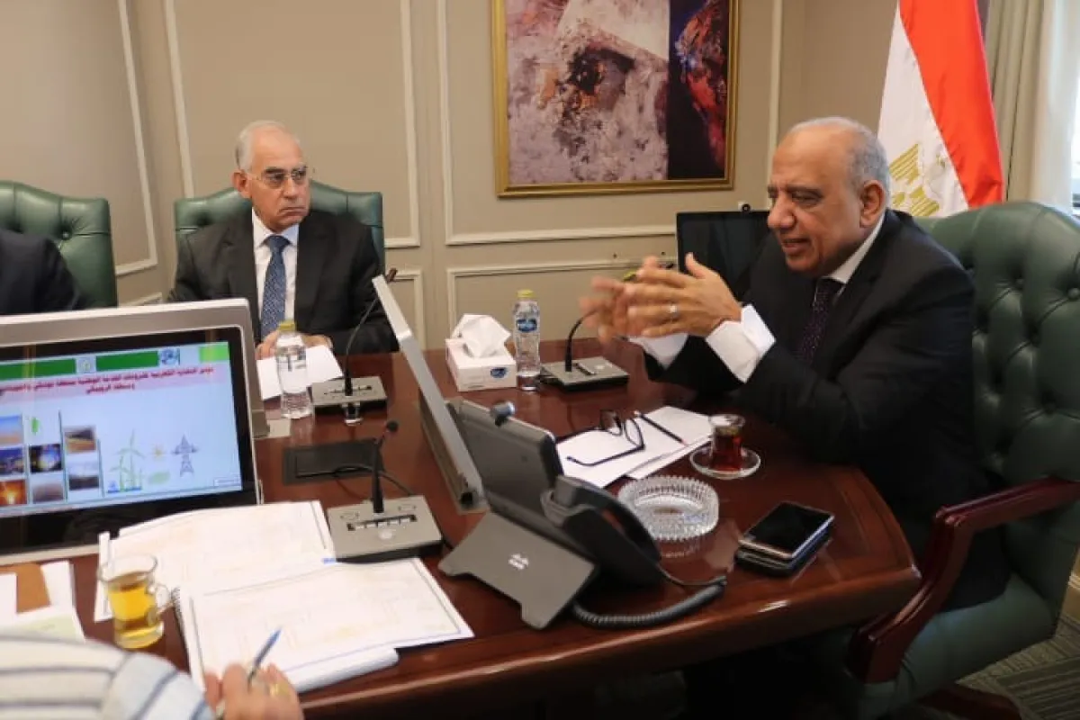 لقاء وزير الكهرباء مع مدير عام جهاز مشروعات الخدمة الوطنية