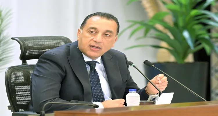 مدبولي يستعرض الموقف التنفيذي لحوكمة إجراءات التصالح وتقنين أراضى الدولة