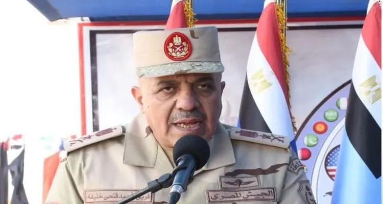 رئيس الأركان يشهد تنفيذ أحد الأنشطة التدريبية لـ