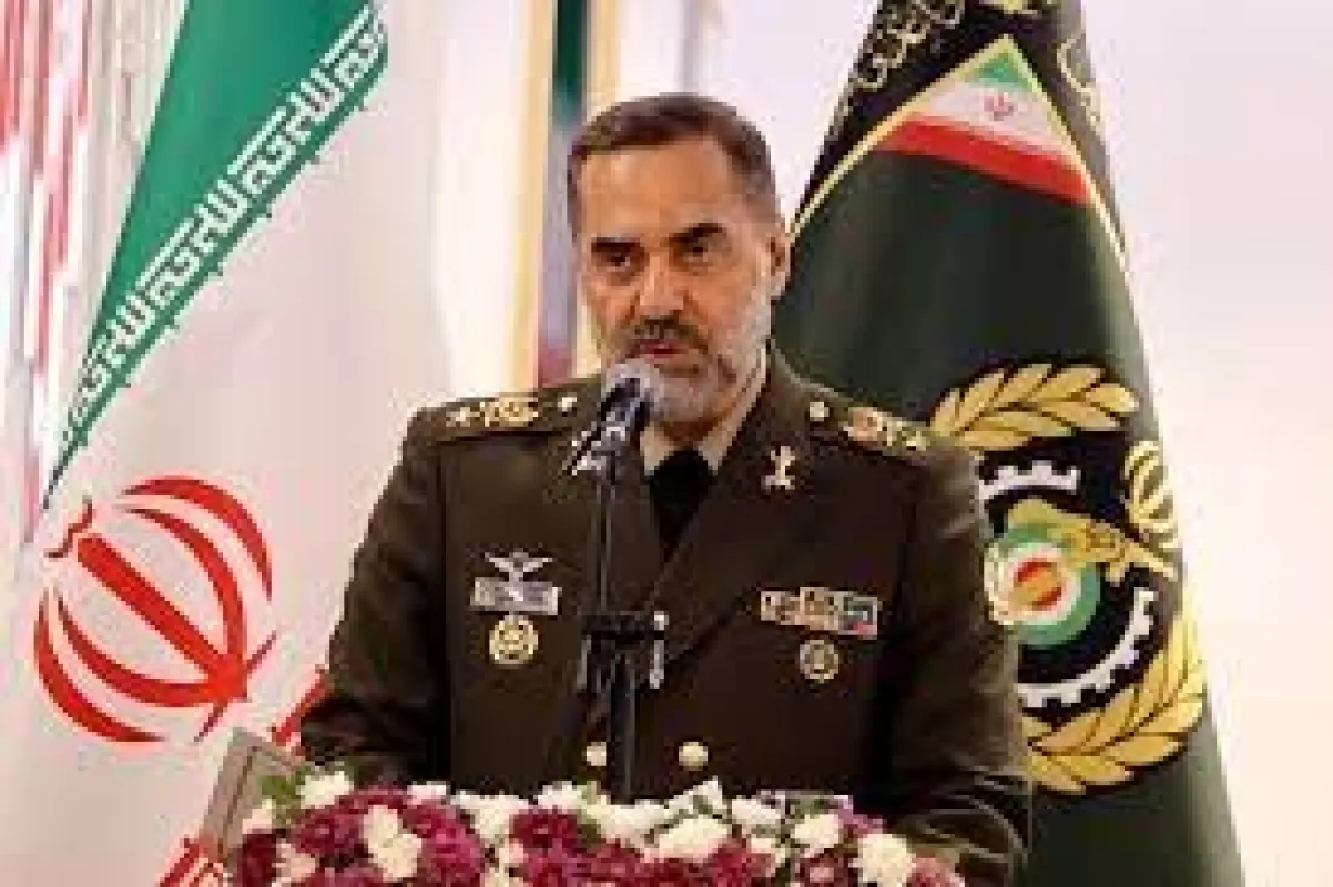 وزير الدفاع الإيراني: ندعم الحوثيين لكنهم يتحركون بشكل مستقل